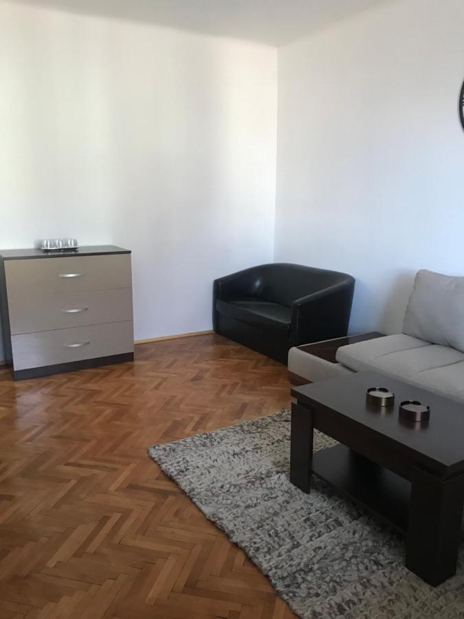トゥルダApartament Sandaアパートメント エクステリア 写真